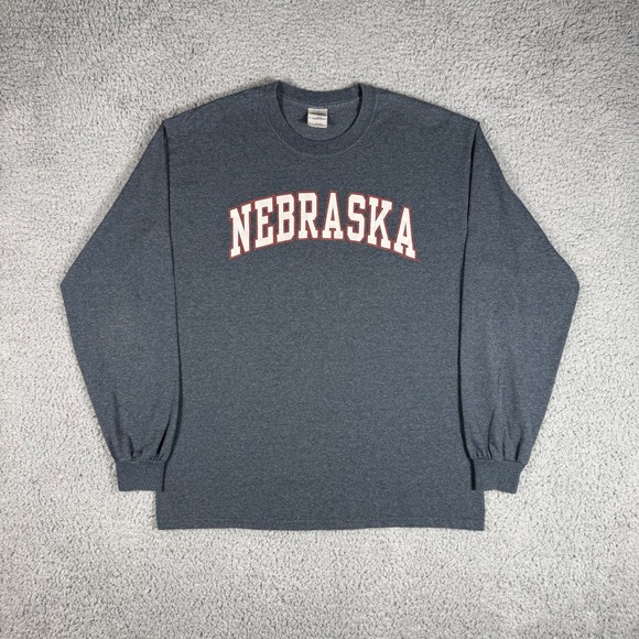 Gildan Other - Nebraska Cornhuskers T-Shirt Size Large Gray University‎ College Logo